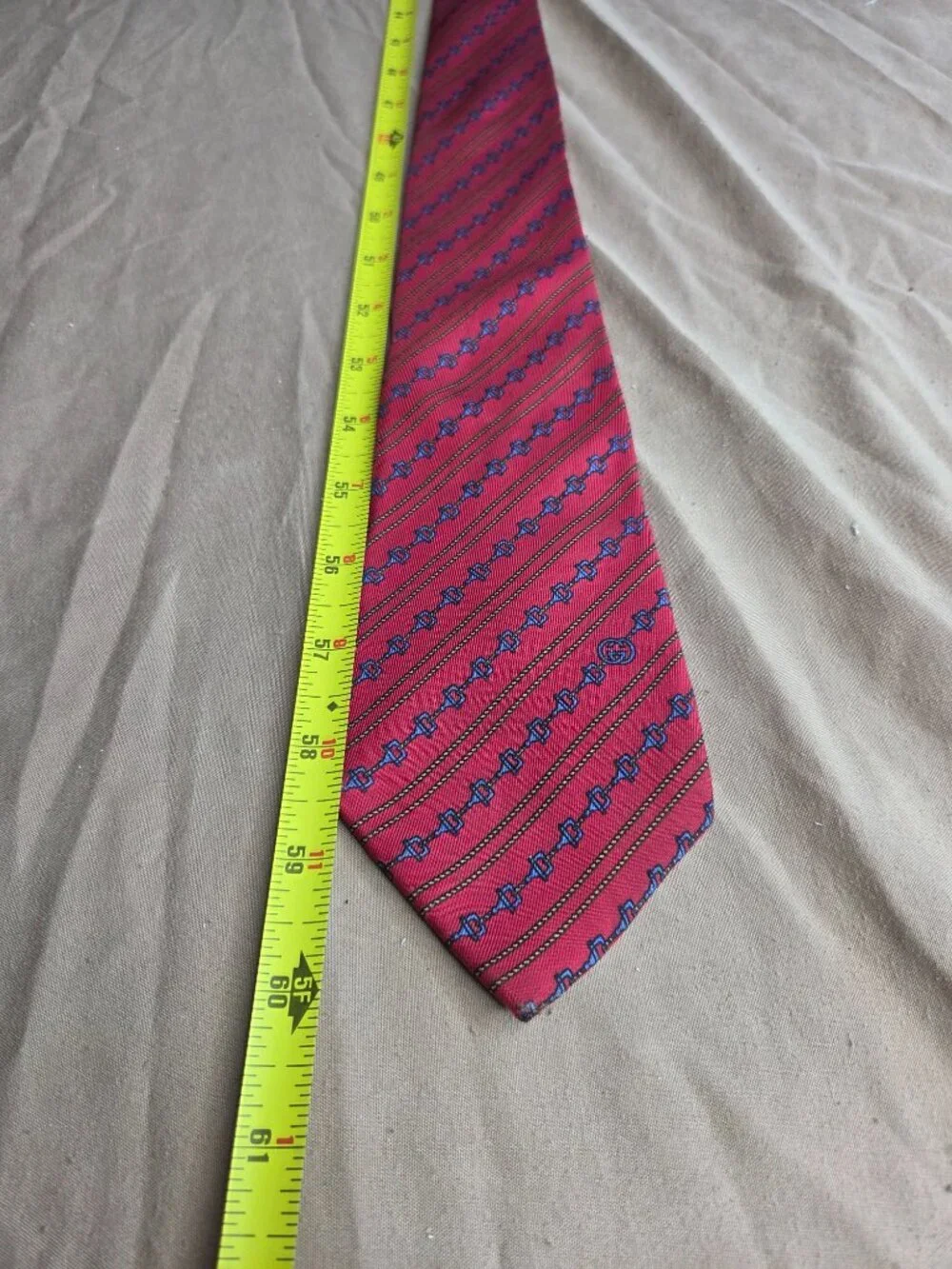 Vintage Gucci Mens 100% Silk Horsebit Red Blue Neck Tie Made in Italy